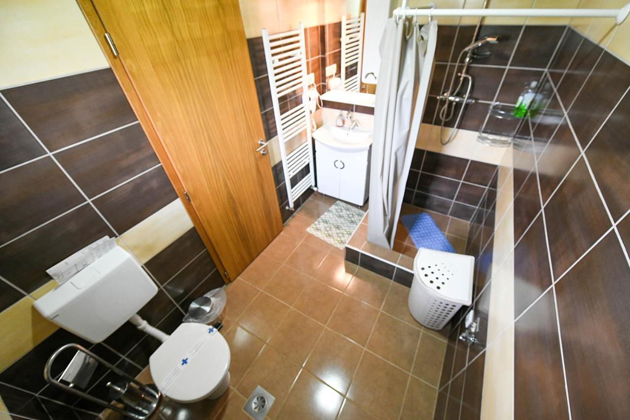 Apartman Jakov Rakovica Exteriör bild